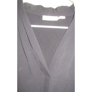 Calven Klein V-Neck  sleeveless pleated top